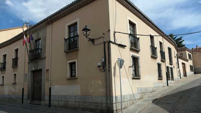 Edificio de la Cámara de Comercio de Ávila.
