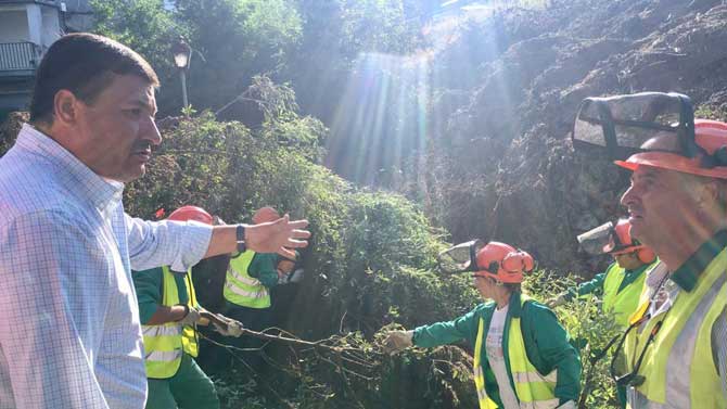 Carlos García en los trabajos de la riada de Las Navas.