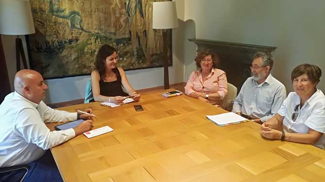 Reunión de los guías de turismo con el Ayuntamiento.