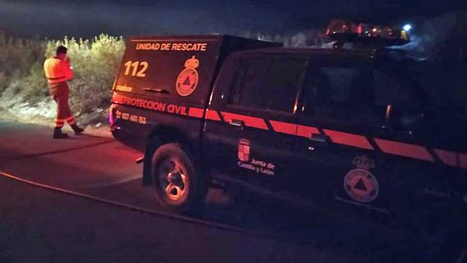 Protecci&oacute;n Civil de Candeleda en un reciente incendio.