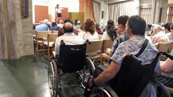 Actuaci&oacute;n de Circ&Co en la Residencia de la Junta.