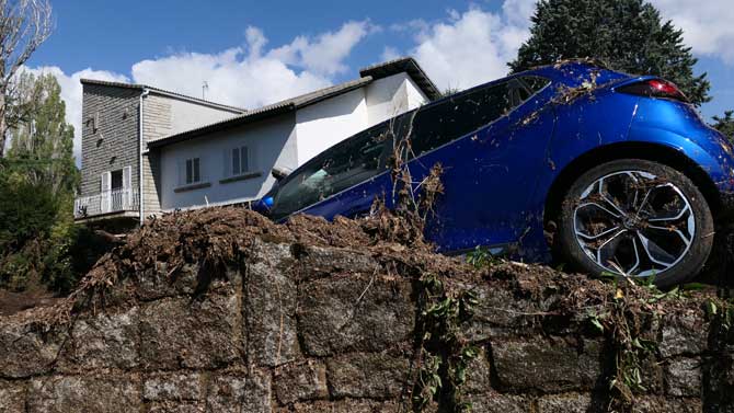 Efectos de la riada en Las Navas, el martes.