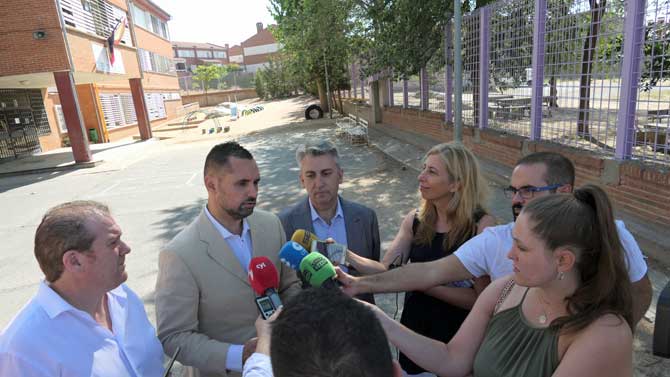José Ramón Budiño ante los periodistas.