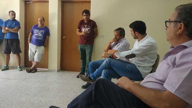 Reunión de Ciudadanos con agricultores de El Losa del Barco.