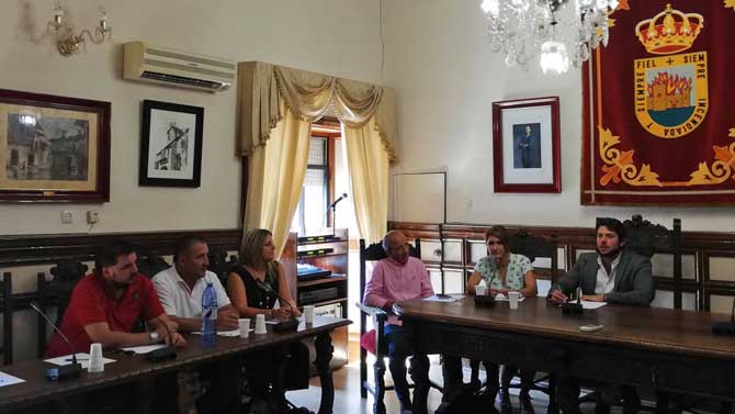 Concejales del PP en el pleno de Arenas de San Pedro.