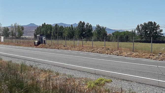 Obras en la AV-900 para la conexión con el sondeo del final de El Soto.