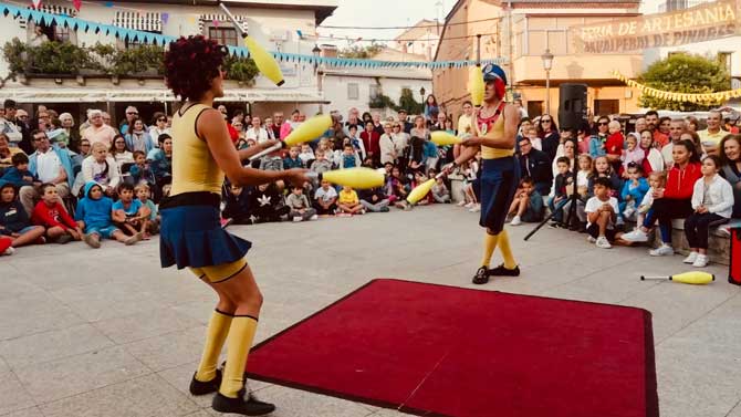Actuaci&oacute;n del programa 'Teatro en la calle y artes circenses'.
