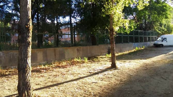 Parcela limpiada en la avenida de la Juventud.