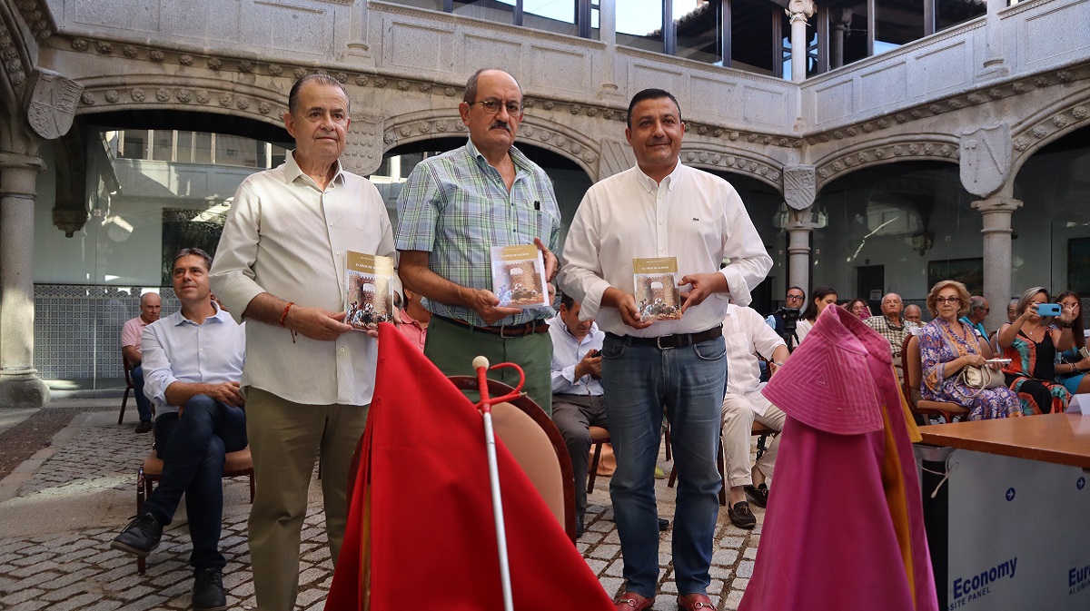 Presentación del libro ’35 años de sueños’  de Juan Carlos Navas.