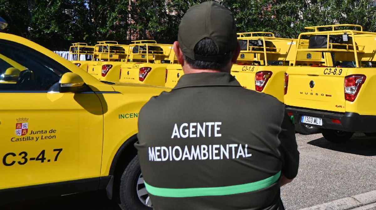 Efectivos contra incendios.