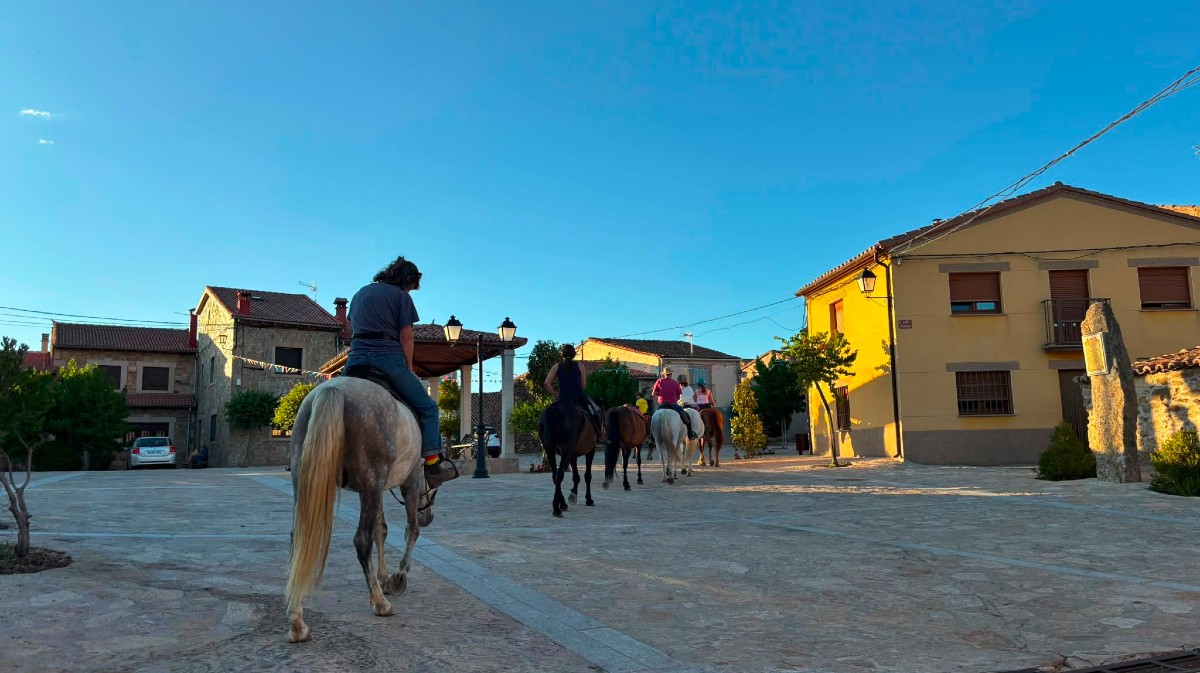 Caballos y jinetes en San Lorenzo de Tormes, este mi&eacute;rcoles.
