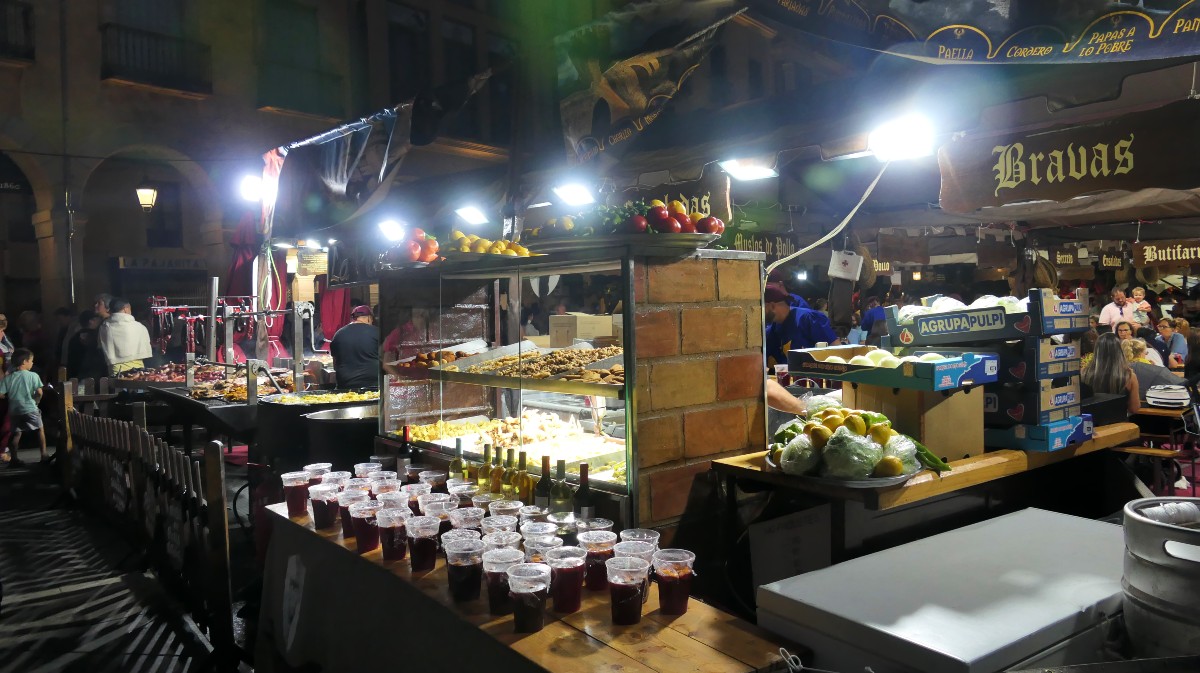 Establecimiento hostelero en el Mercado Medieval de &Aacute;vila.