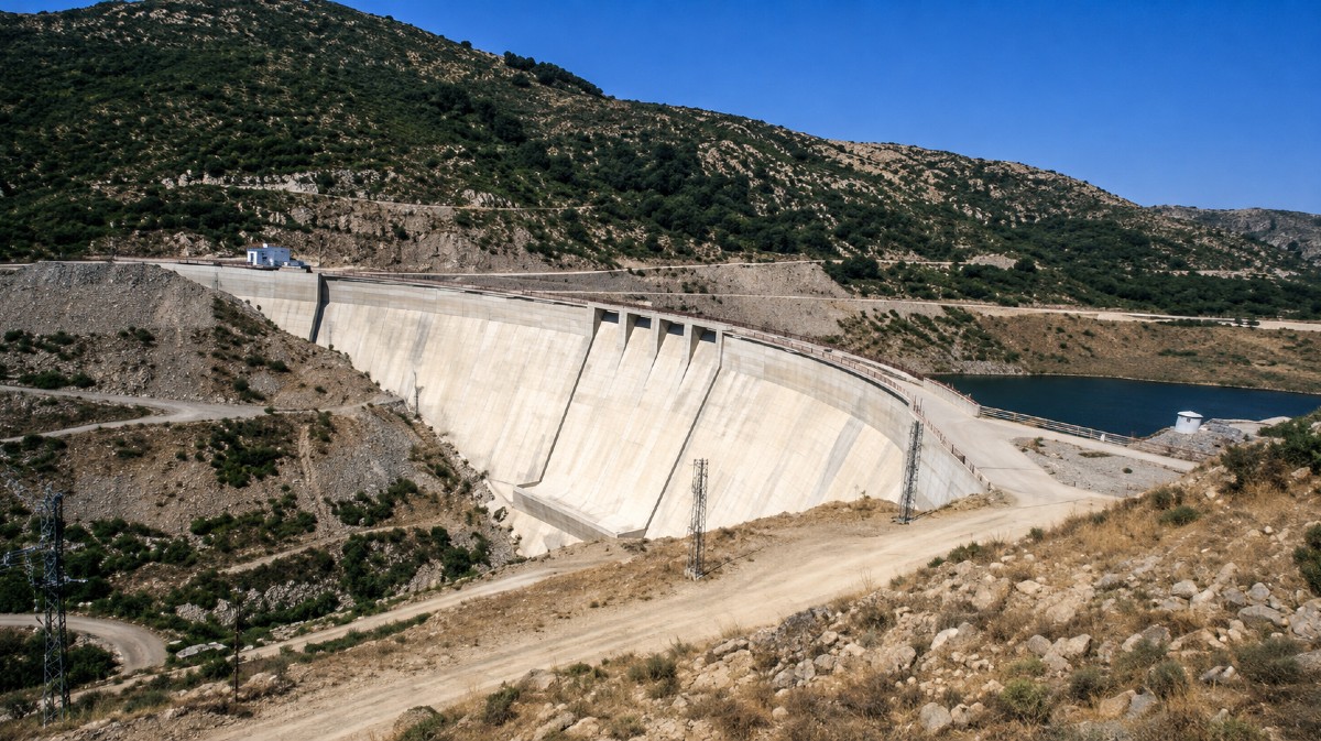 Embalse de La Ace&ntilde;a, en Peguerinos.