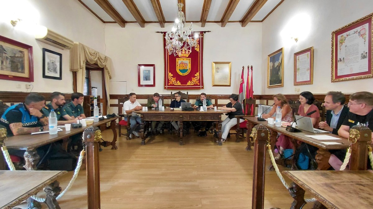 Reuni&oacute;n de la Junta Local de Seguridad de Arenas de San Pedro.