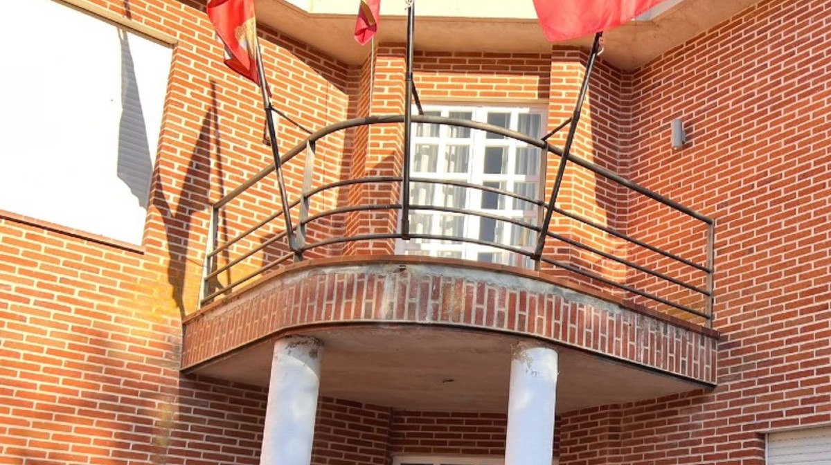 Ayuntamiento de La Serrada.