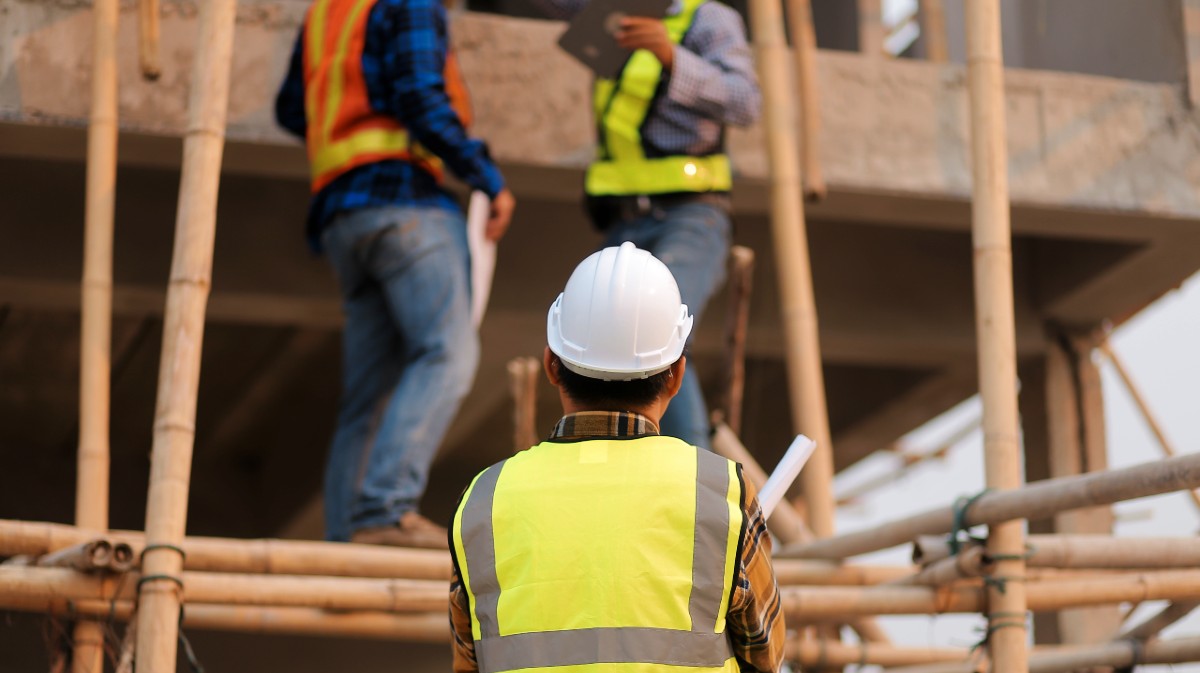 Imagen de archivo de trabajadores de la construcci&oacute;n.