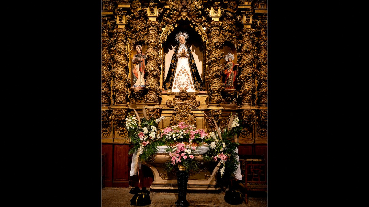 Virgen de la Soledad de Velayos.