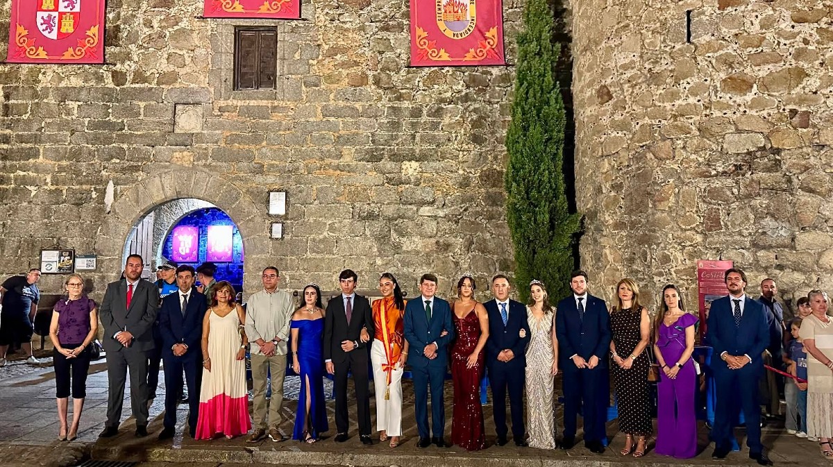 Preg&oacute;n e inauguraci&oacute;n de las Ferias y Fiestas de Arenas de San Pedro.