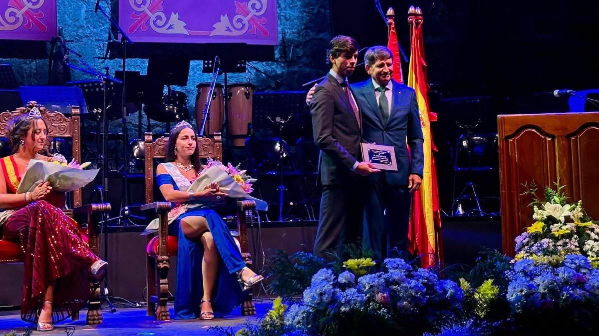 Preg&oacute;n e inauguraci&oacute;n de las Ferias y Fiestas de Arenas de San Pedro.