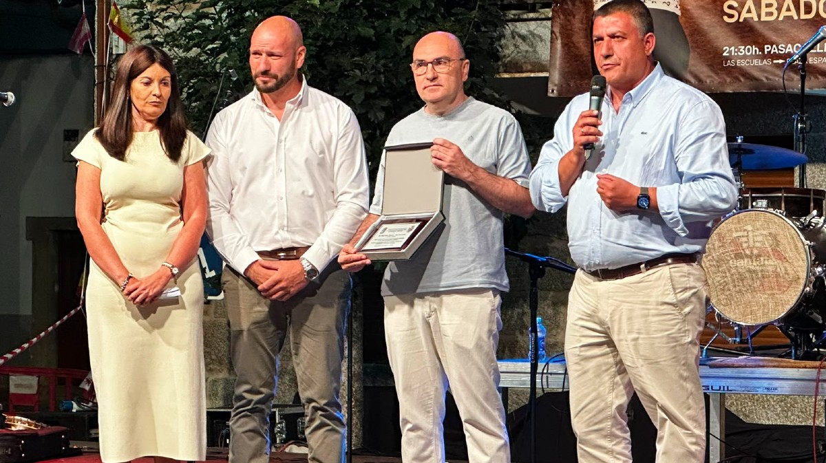 Homenaje al dulzainero Marcelo Baeza, conocido como T&iacute;o Marcelo o Tio Resiste.