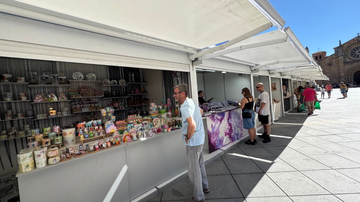 Feria de Artesan&iacute;a en el Mercado Grande