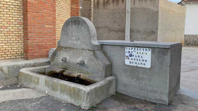 Fuente en Sanchidrián.