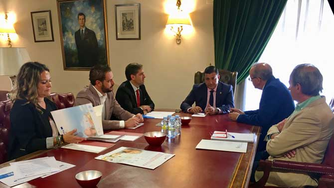 Reunión del presidente de la Diputación y el director de Calidad Ambiental.