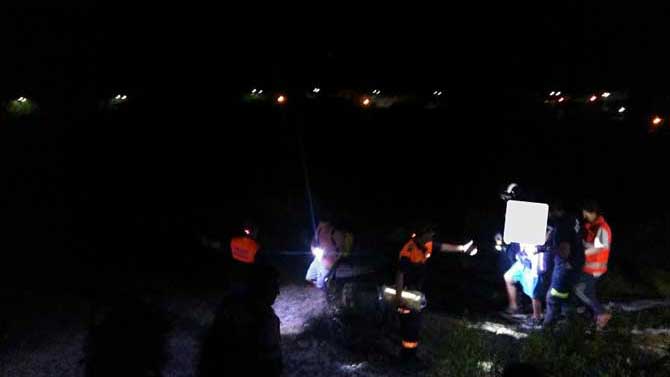 Imagen de archivo de un rescate nocturno de montaña.