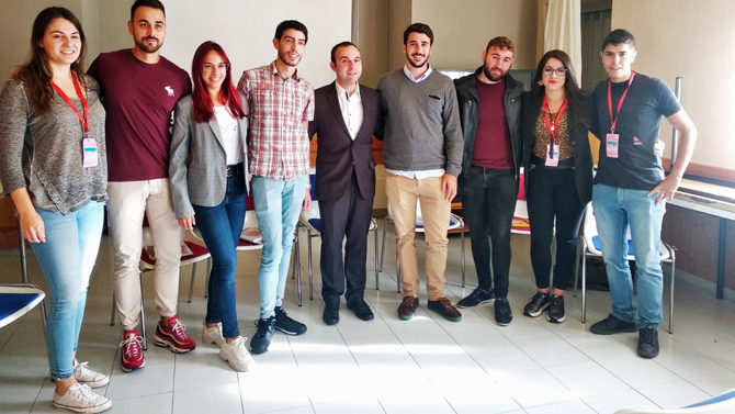 Alberto Encinar (quinto derecha) y Manuel Hernández (cuarto derecha) en el Encuentro Transfronterizo de Dinamización Rural.