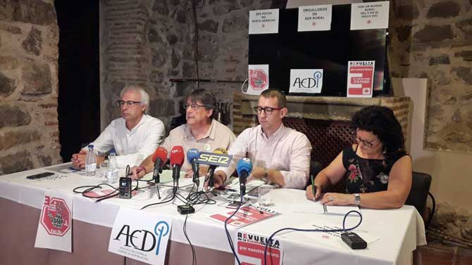 Rueda de prensa de la Plataforma Ávila Rexiste.