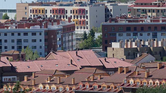 Viviendas en la zona sur de Ávila.