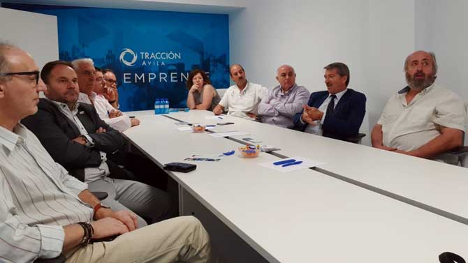 Encuentro de Tracción Ávila con el sector de instaladores.