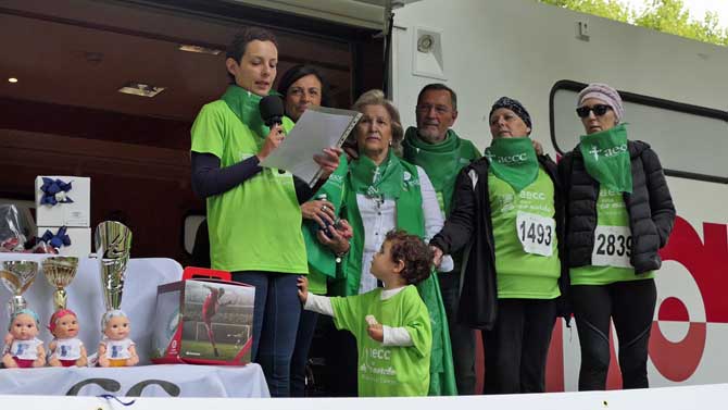 Lectura del manifiesto de la marcha de la AECC.