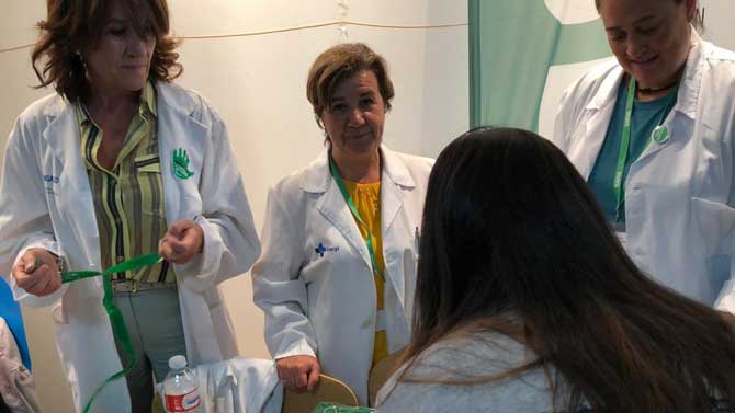 Recogida de firmas de Satse en Ávila.