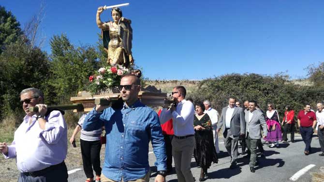 Procesión de San Miguel Arcángel en Manjabálago,