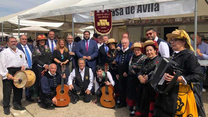 La Casa de Ávila en Valladolid en las fiestas de la capital pucelana.