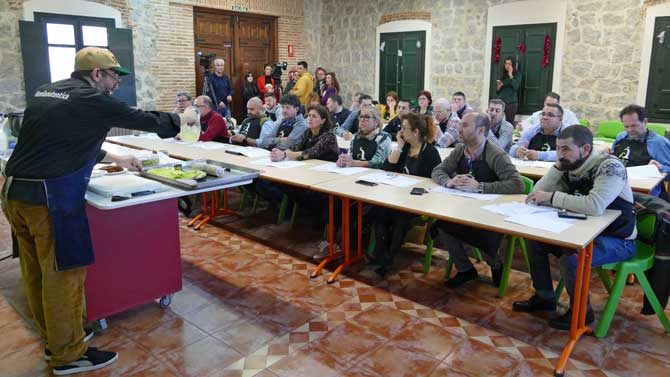 Hosteleros de Ávila en un taller formativo.