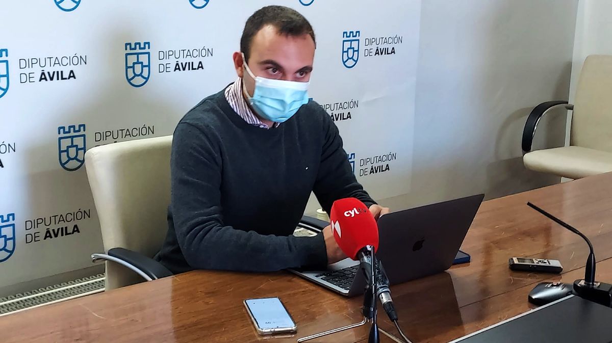 Rueda de prensa de Alberto Encinar como diputado no adscrito.