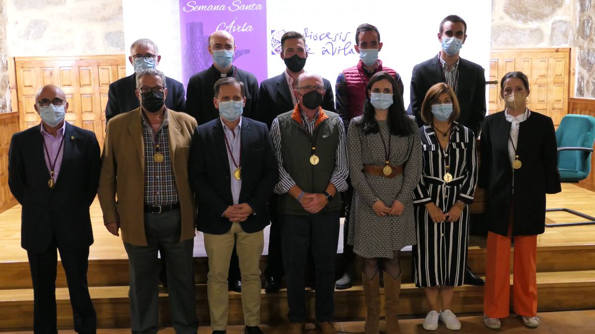 Nueva junta de gobierno de la Semana Santa de Ávila.