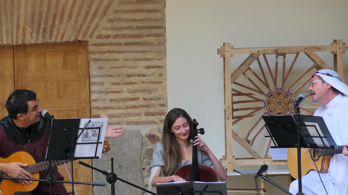 Recital del grupo Pensiles.