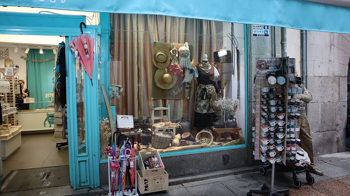 1º premio concurso de escaparates  ‘El granero de la abuela’