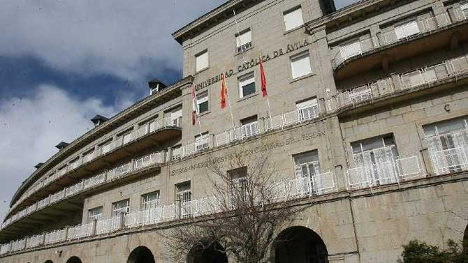 Universidad Católica de Ávila.