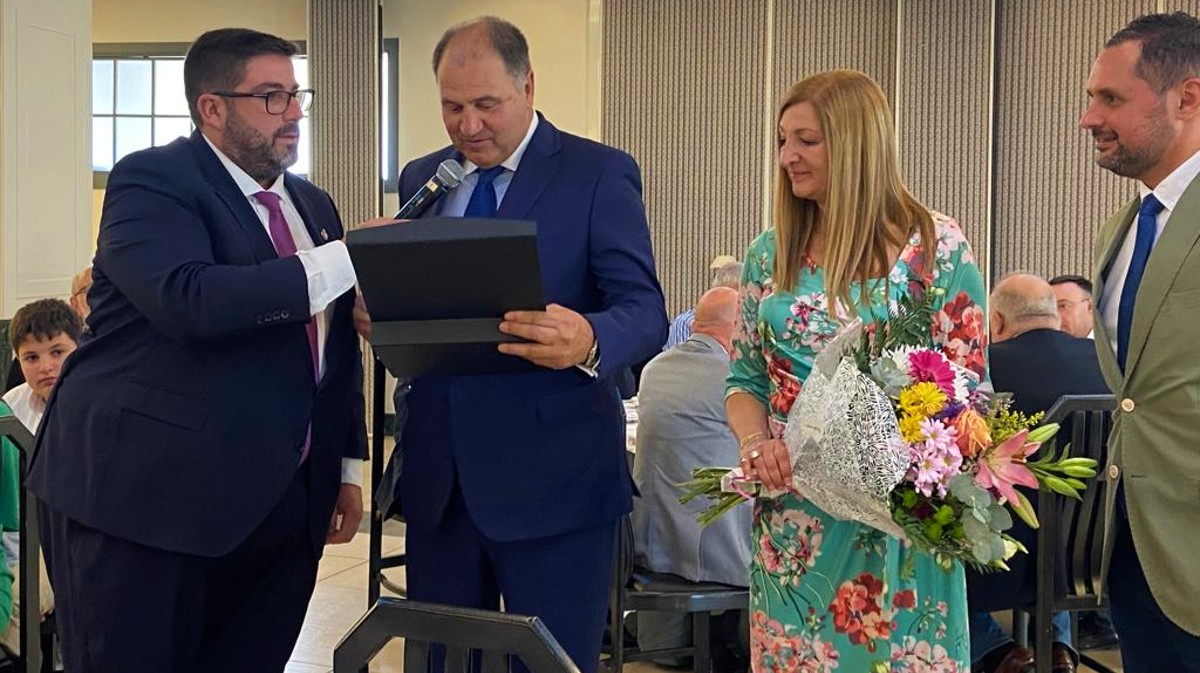 Homenaje por su jubilación del jefe de la Policía Local de Ávila.