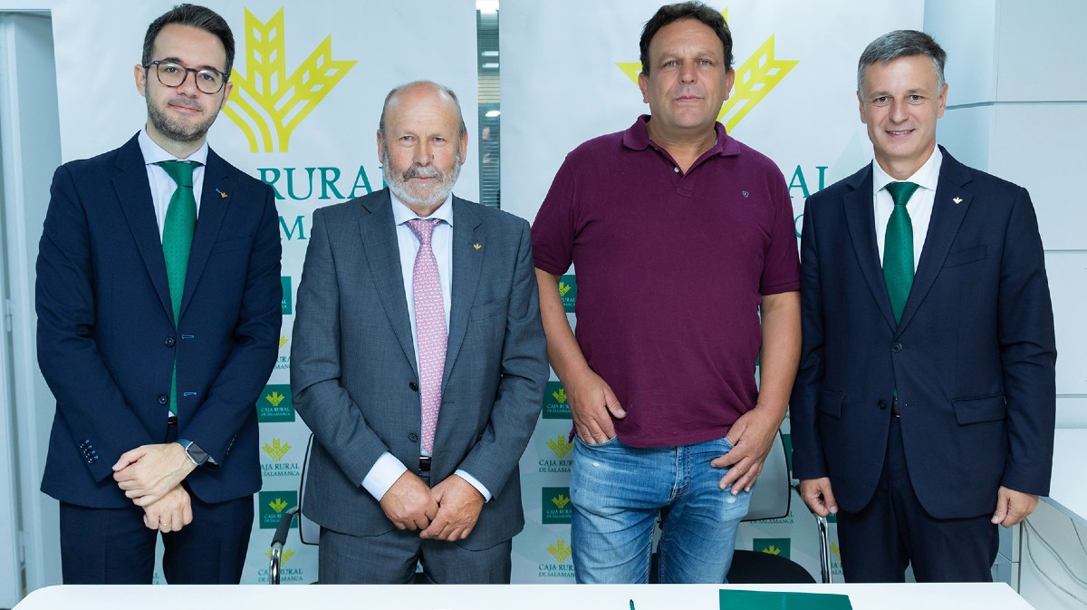 Convenio de Caja Rural de Salamanca con UCCL.