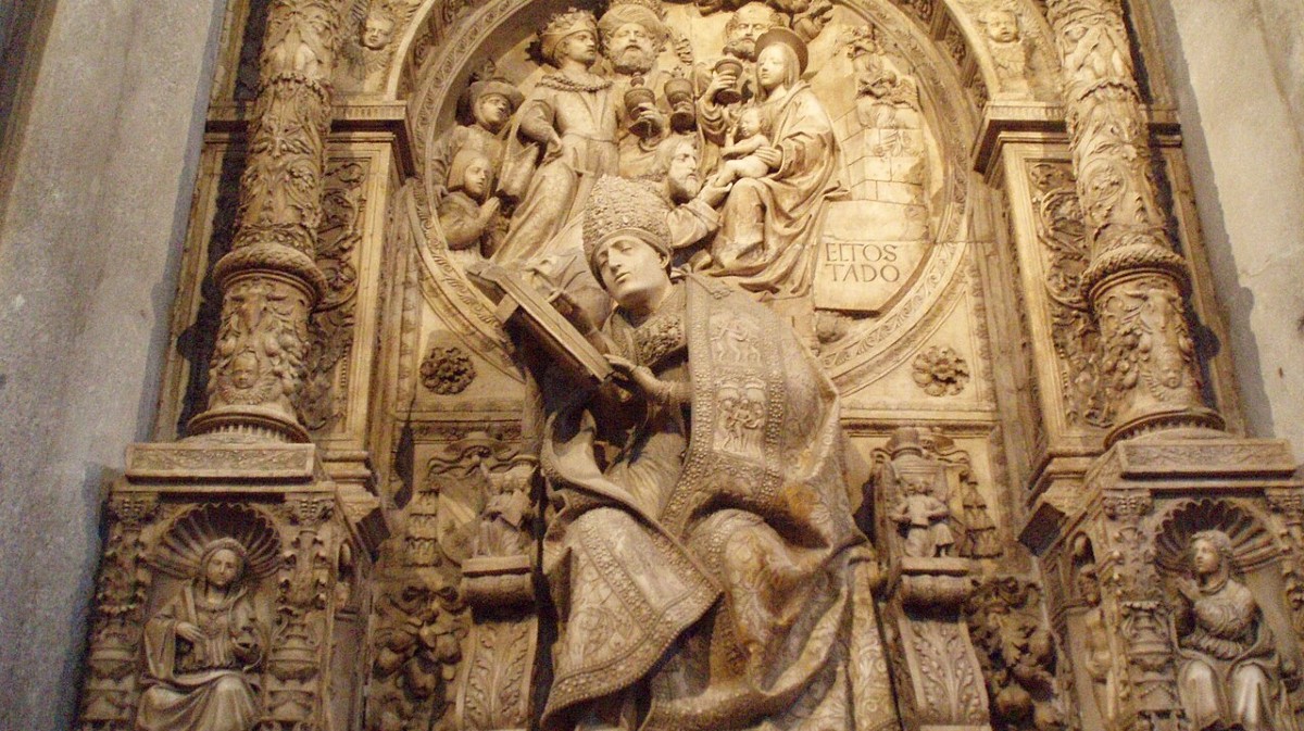 Sepulcro de Alonso de Madrigal en la catedral de Ávila, de Vasco de la Zarza.