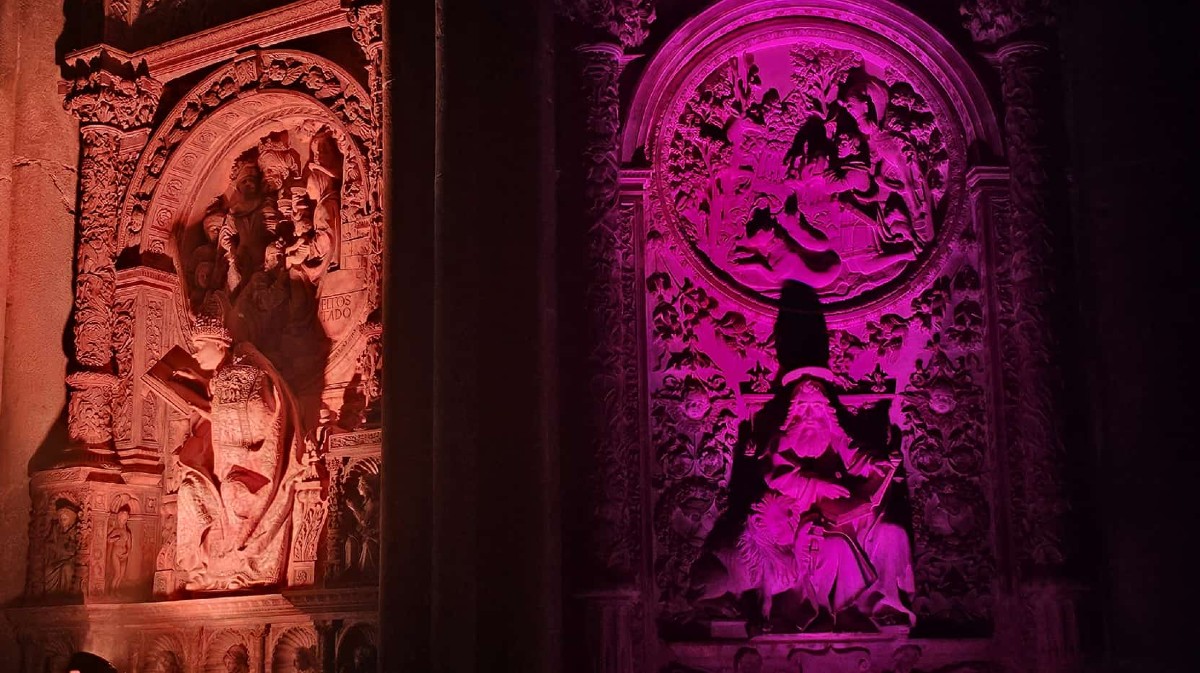 Acto musica y colorido sobre Vasco de la Zarza en la catedral de Ávila.