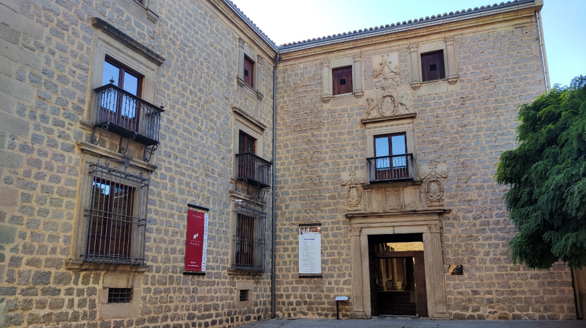 Palacio de los Serrano.