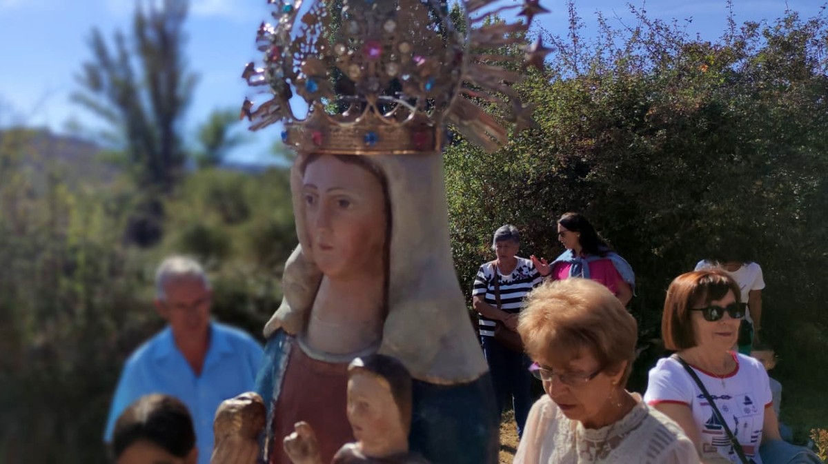 Pocesión de la Virgen de Rihondo.