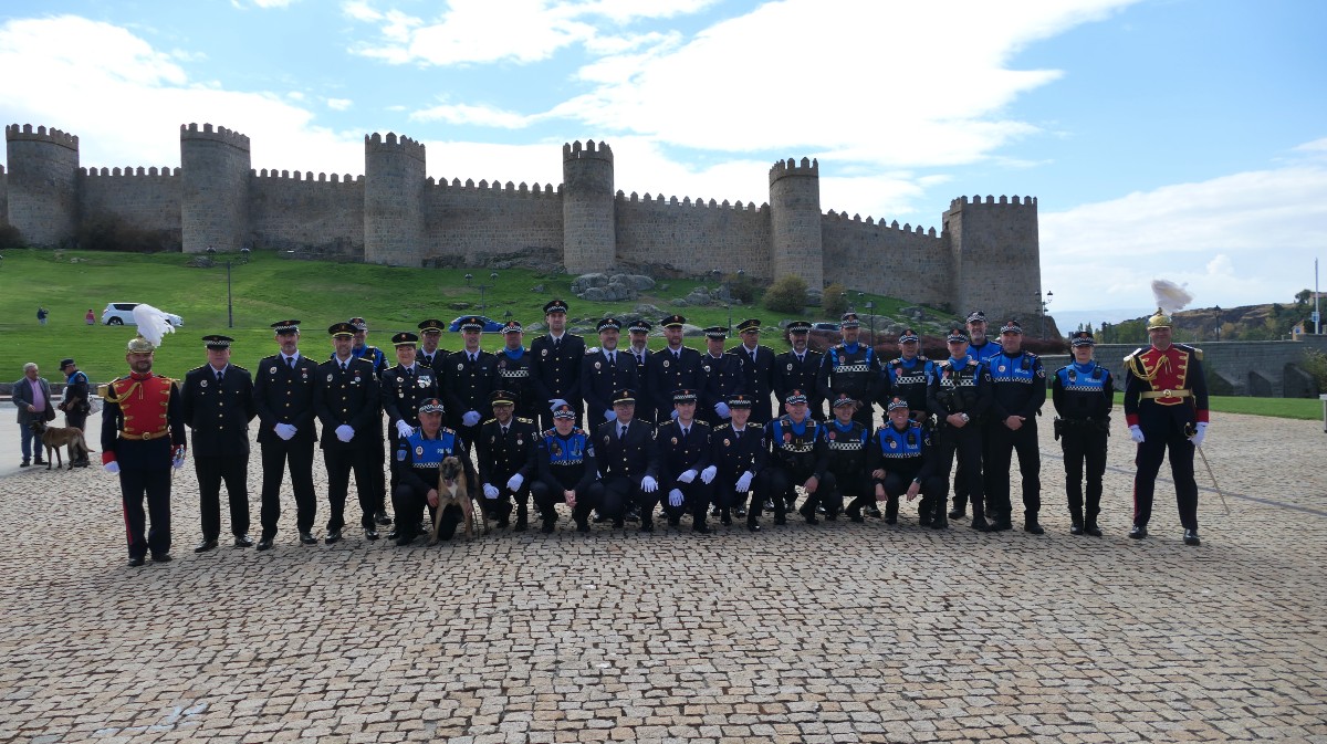 Actos con moitvo de la festividad de la Policía Local de Ávila.