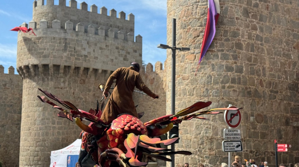 Ave fénix en las Jornadas Medievales 2025